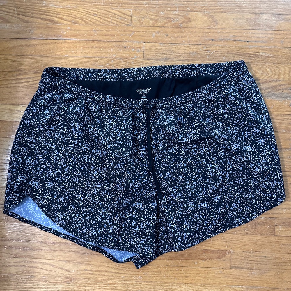 Old Navy Black and White Athletic Shorts with Speckled Pattern